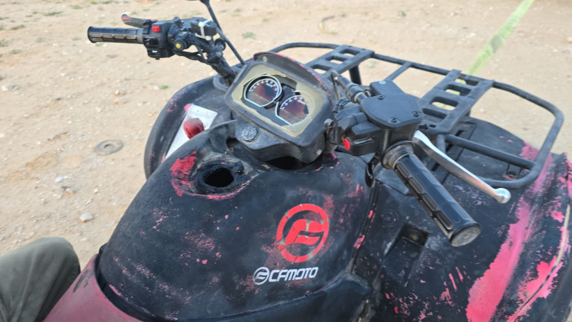 טרקטורון שהוצת ע"י בדואים ביישוב רתמים בנגב (צילום: שימוש לפי סעיף 27א')