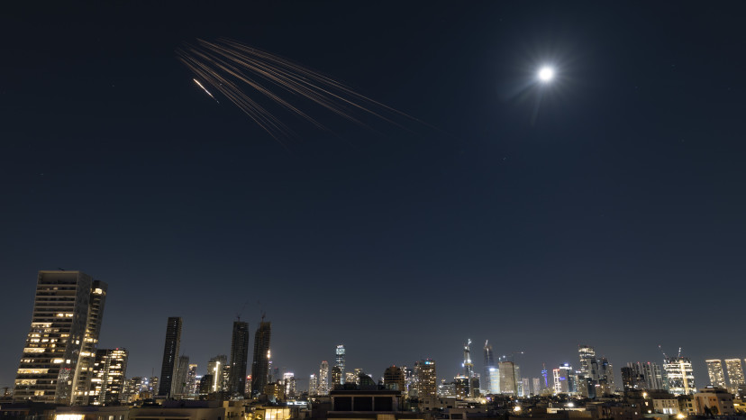 המלחמה מול איראן: ירוטים בשמי תל אביב (צילום: חיים גולדברג פלאש 90)