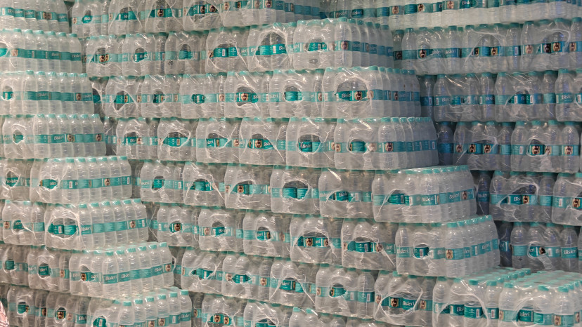 בקבוקי מים (צילום: Pallava Bagla/Getty Images)