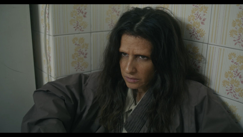 דאנה איבגי בסרט "חיים ללא כיסוי" (צילום: מידן ארמה)