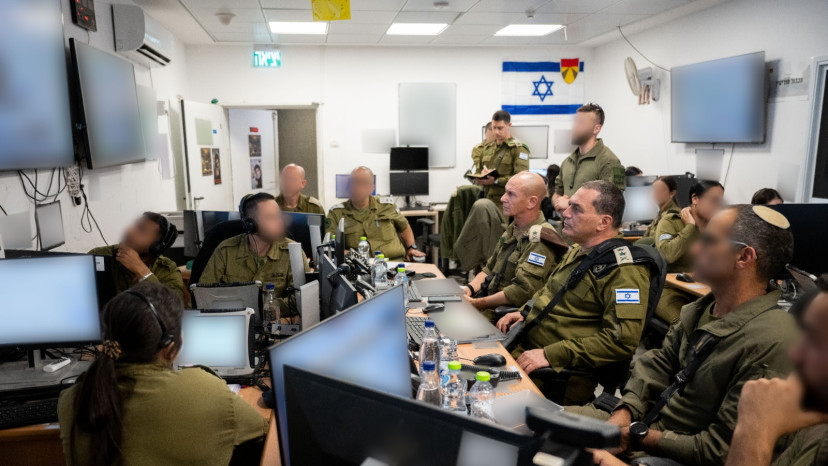 הרמטכ"ל בהערכת מצב בפיקוד צפון (צילום: דובר צה"ל)