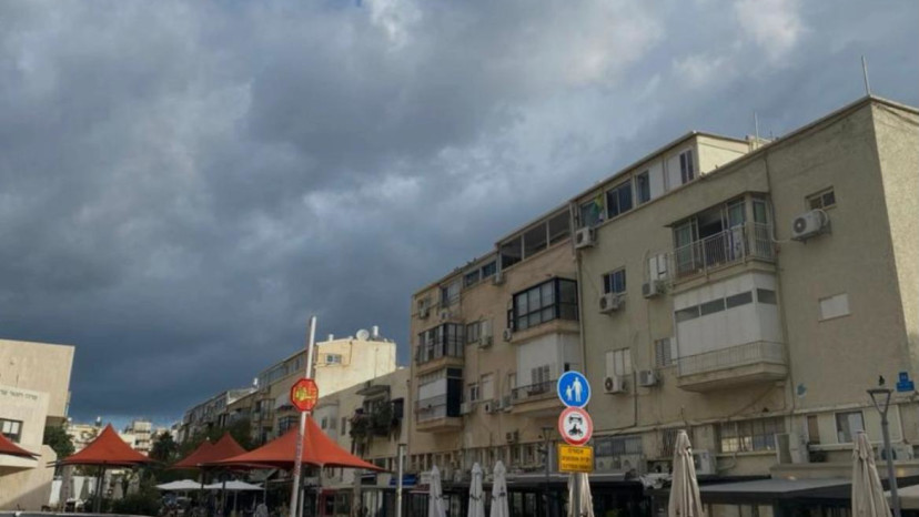 מתחם באזל (צילום: אבשלום ששוני)