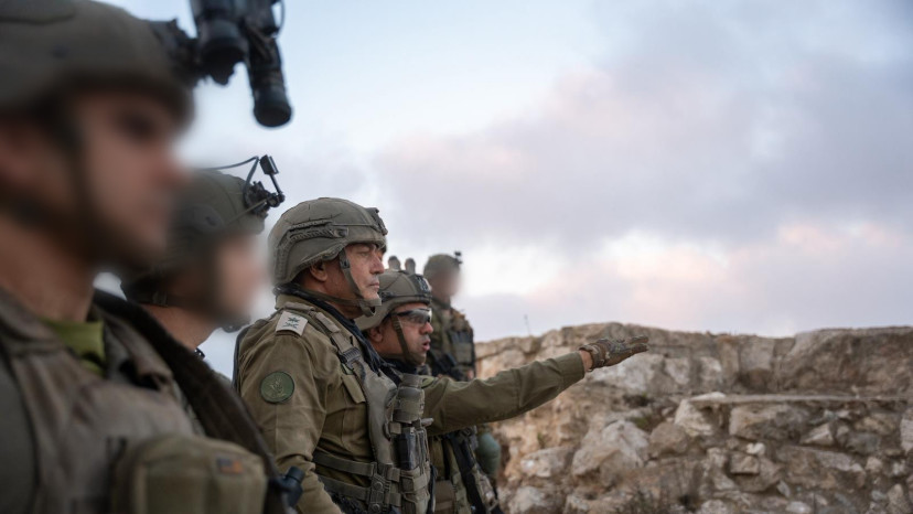 אייל זמיר במבצר הבופור בלבנון (צילום: דובר צהל)