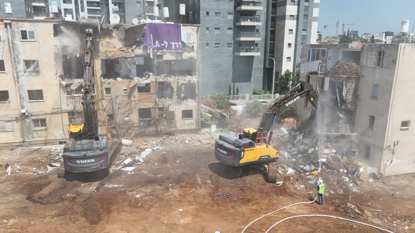 הריסה פרויקט MALA (צילום: לביא צילומי אוויר)