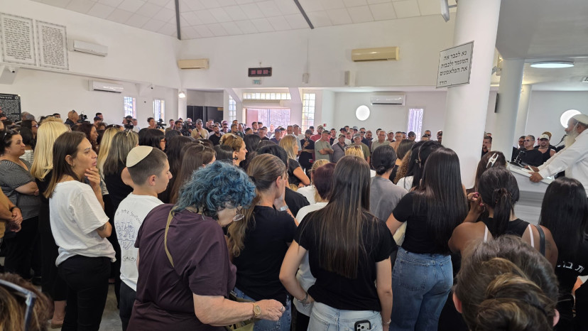הלווית אלדר דיין (צילום: רמי שני)