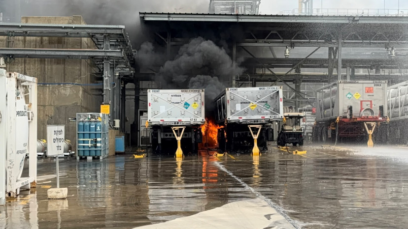 הפיצוץ במפעל אינטל בקרית גת (צילום: דוברות כיבוי והצלה)