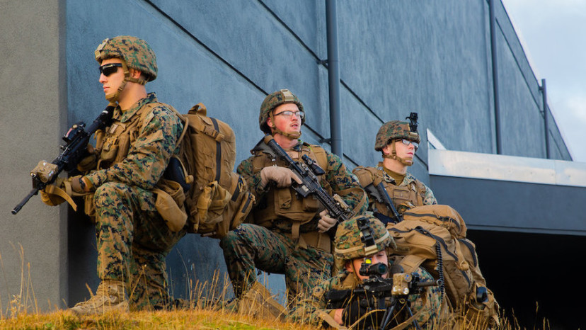 חיילי מארינס של צבא ארה"ב באיסלנד (צילום: חיל הנחתים האמריקאי)