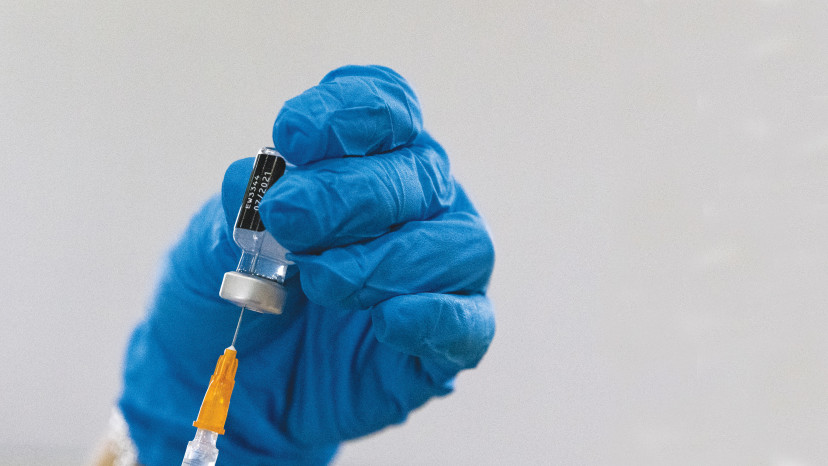 חיסון  (צילום:  אוליבייה פיטוסי פלאש 90)