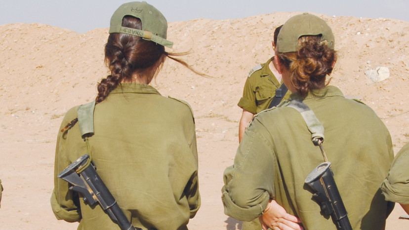 חיילות צה"ל, למצולמות אין קשר לנאמר בכתבה (צילום: גילי יערי, פלאש 90)