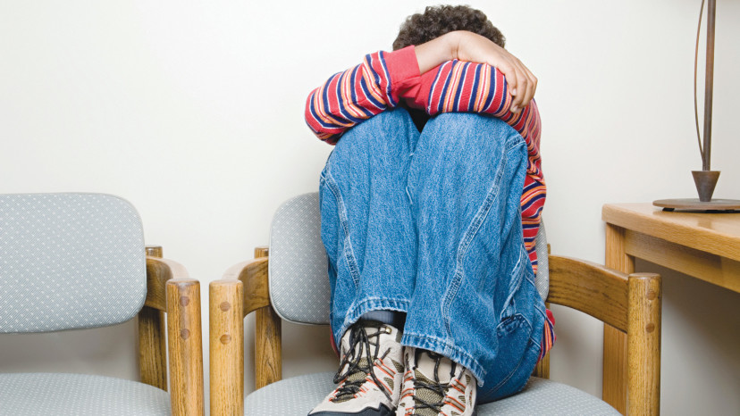 נער במצוקה (צילום: אינג'אימג')