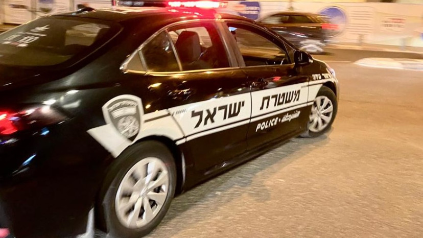 ניידת משטרה (צילום: אבשלום ששוני)