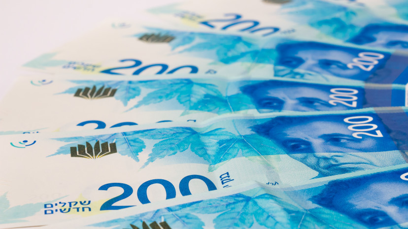 שטרות של 200 שקלים (צילום: אינג'אימג')