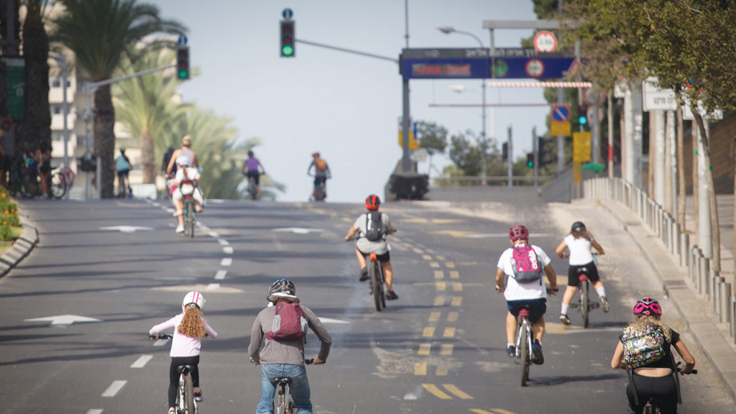 רוכבים ביום כיפור  (צילום: מרים אלסטר, פלאש 90)