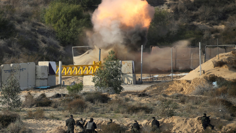 תרגיל של חמאס  (צילום: REUTERS/Ibraheem Abu Mustafa)