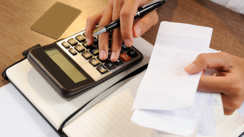 חשבונית מס – מהי ומתי מוציאים אותה? (צילום: FREEPIK)