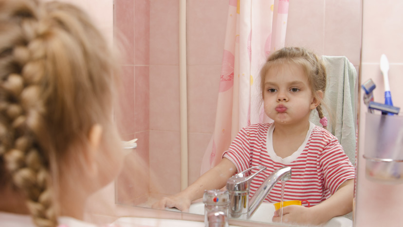 הילדה רוצה רק צבע אחד (צילום: אינגאימג')