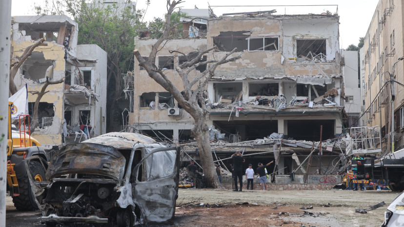 הרס בתל אביב לאחר המתקפה האיראנית (צילום: מרק ישראל סלם)