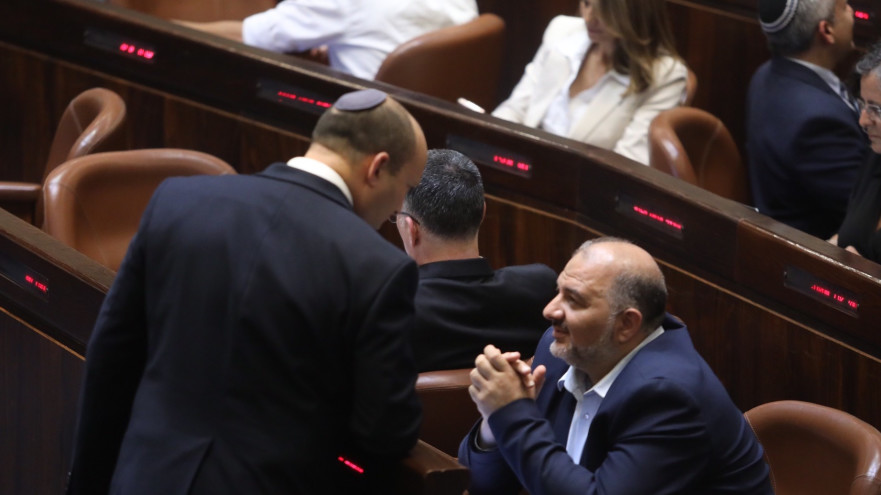 נפתלי בנט, מנסור עבאס (צילום: מרק ישראל סלם, ג'רוזלם פוסט)