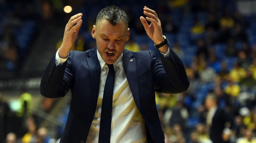 שארונאס יאסיקביצ'יוס מאמן ז'לגיריס קובנה (צילום: ברני ארדוב)