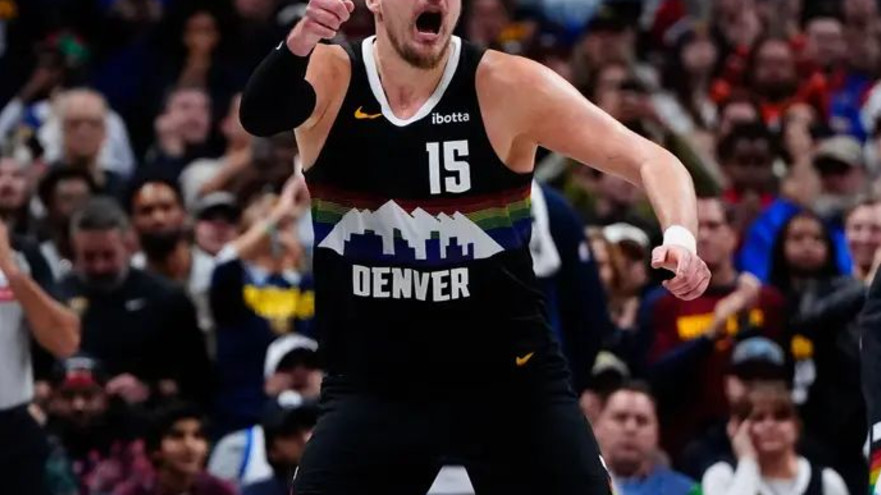 הופעה היסטורית. יוקיץ' (צילום: רויטרס)