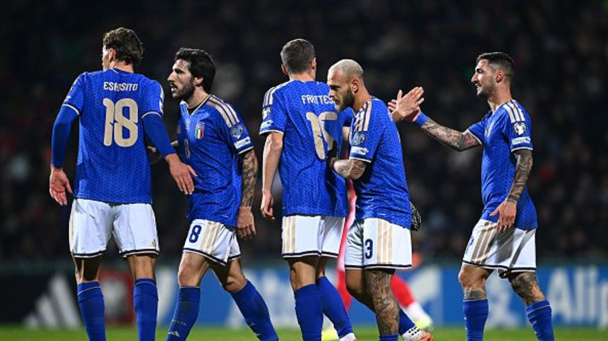 טונאלי ופראטסי בנבחרת איטליה (צילום: Mattia Ozbot - UEFA / Contributor)