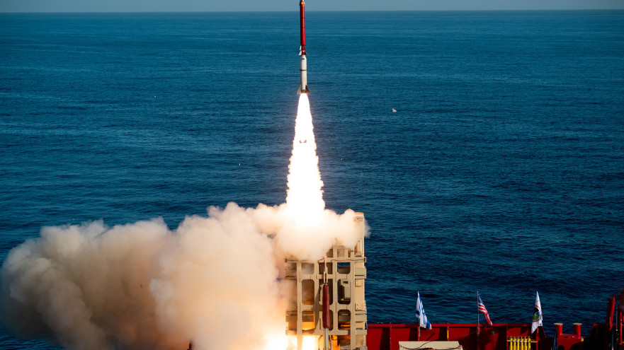 סדרת הניסויים במערכת "קלע דוד" (צילום: אגף דוברות וקשרי ציבור במשרד הביטחון)