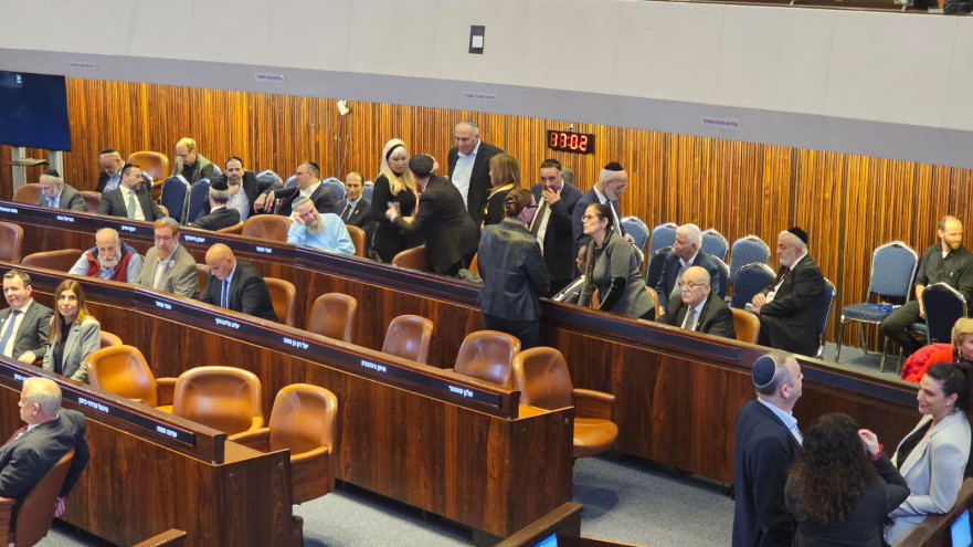 מליאת הכנסת מקבלת את ראש ממשלת הודו (צילום: אברהם בלוך)