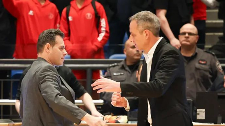 איטודיס מאמן יותר טוב מקטש? עד עכשיו אין לכך סימנים (צילום: דני מרון)