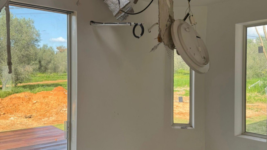 נפילת רסיס ביהוד (צילום: שימוש לפי סעיף 27א')