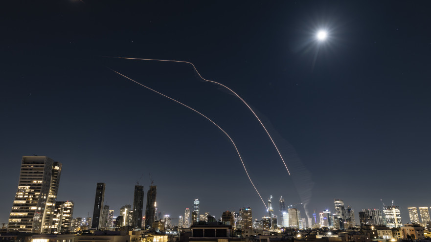 המלחמה מול איראן: ירוטים בשמי תל אביב (צילום: חיים גולדברג פלאש 90)