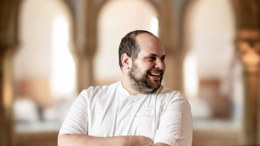 שף בר צנגר במסעדת ג'יארדינו (צילום: אסף קרלה)