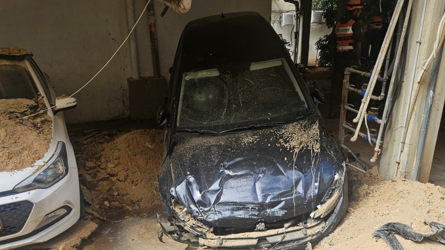 זירת פגיעה במרכז הארץ (צילום: שימוש לפי סעיף 27א')