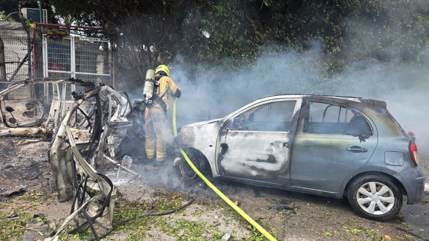 שרפה בזירת נפילה במרכז (צילום: דוברות כב"ה מרכז)