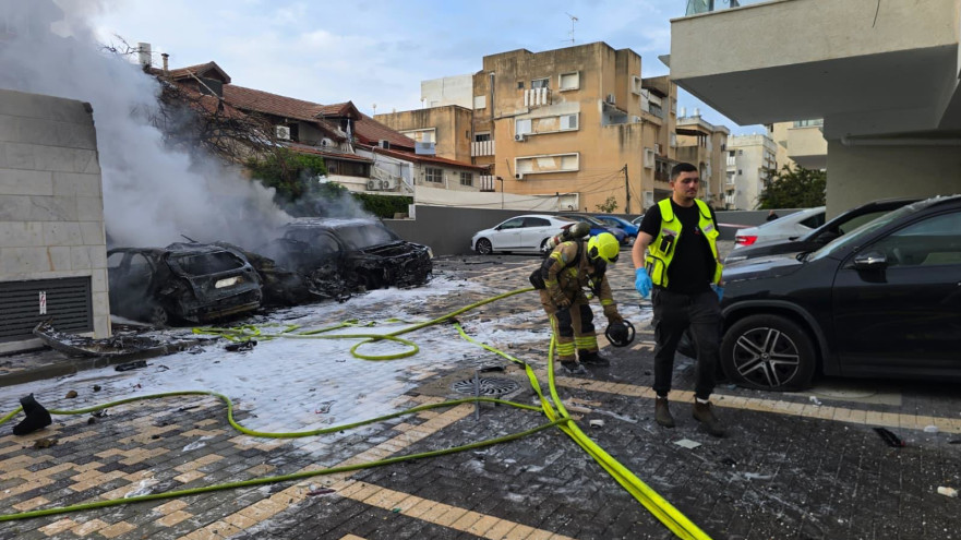 זירת נפילת הטיל האיראני בנהריה (צילום: תיעוד מבצעי מד''א)