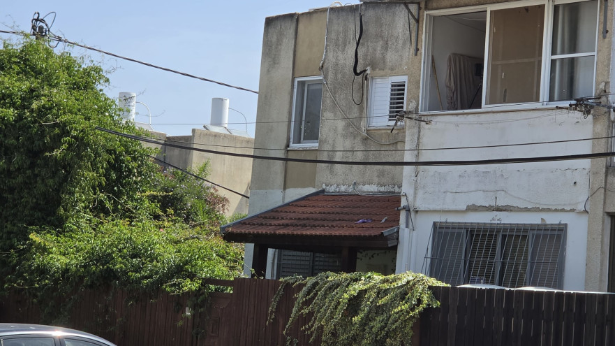 זירת הרצח בהרצליה (צילום: אלון חכמון)