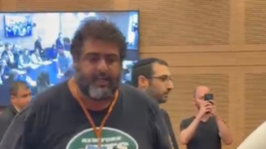 הלומי קרב מתפרצים לדיון חוק יסוד: לימוד תורה (צילום: ללא קרדיט)