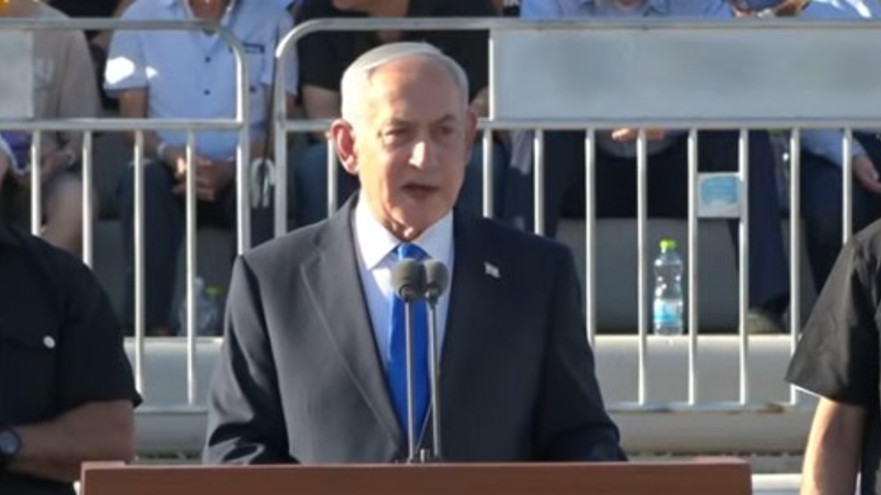 ראש הממשלה בנימין נתניהו בטקס סיום קורס טיס (צילום: דובר צה"ל)