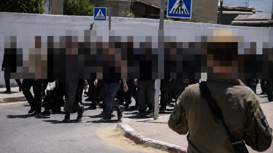 המרד בשדה תימן - הלוחמים ברחו מהבסיס  (צילום: שימוש לפי סעיף 27א')