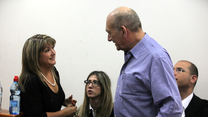 אהוד אולמרט, שולה זקן (צילום: יוסי זמיר, פלאש 90)