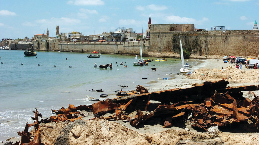 חוף עכו (צילום: מקס ילינסון)