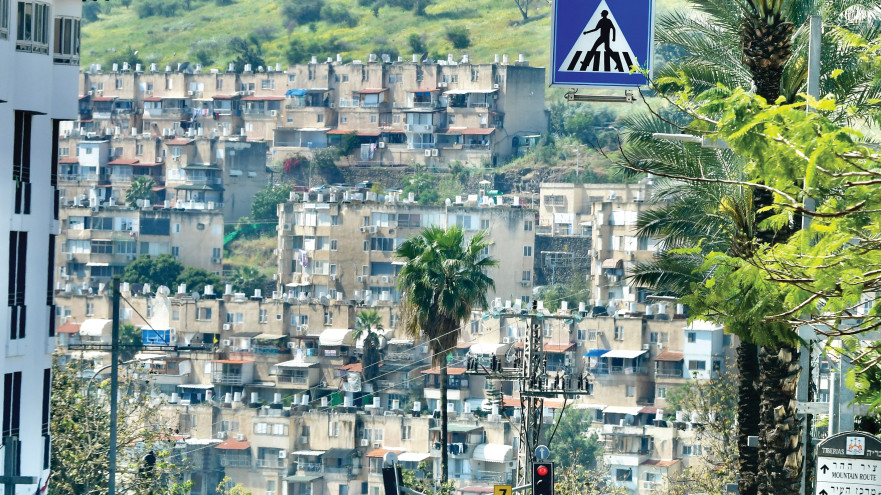 טבריה בחול המועד (צילום: אבשלום ששוני)