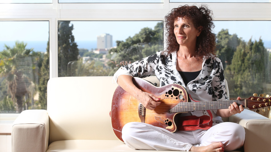 אסתר שמיר (צילום: מירי צחי)