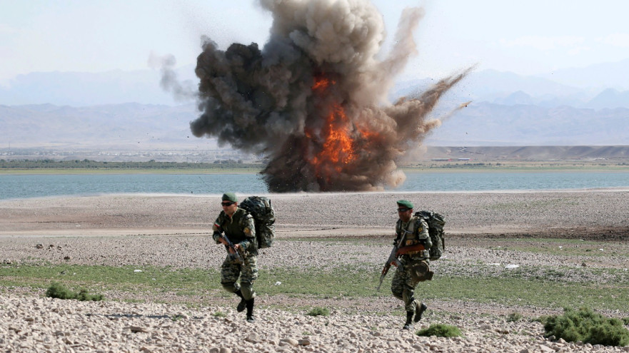 חיילים איראנים (צילום: WANA (West Asia News Agency)/Handout via REUTERS)