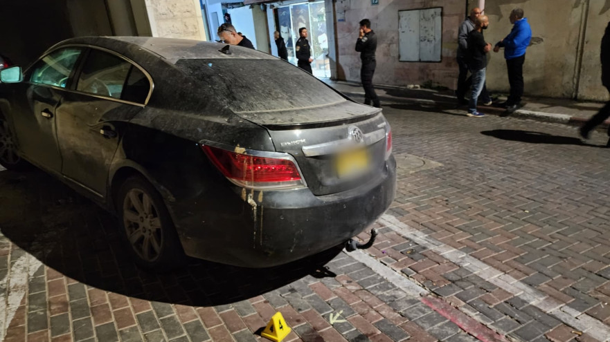 זירת רצח באום אל פחם (למצולמים אין קשר לכתבה) (צילום: דוברות המשטרה)