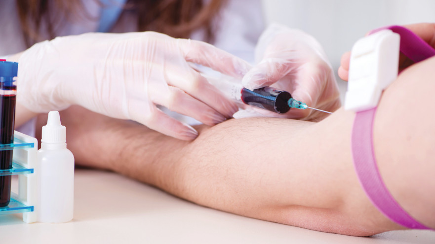 בדיקת דם (צילום: אינג אימג')