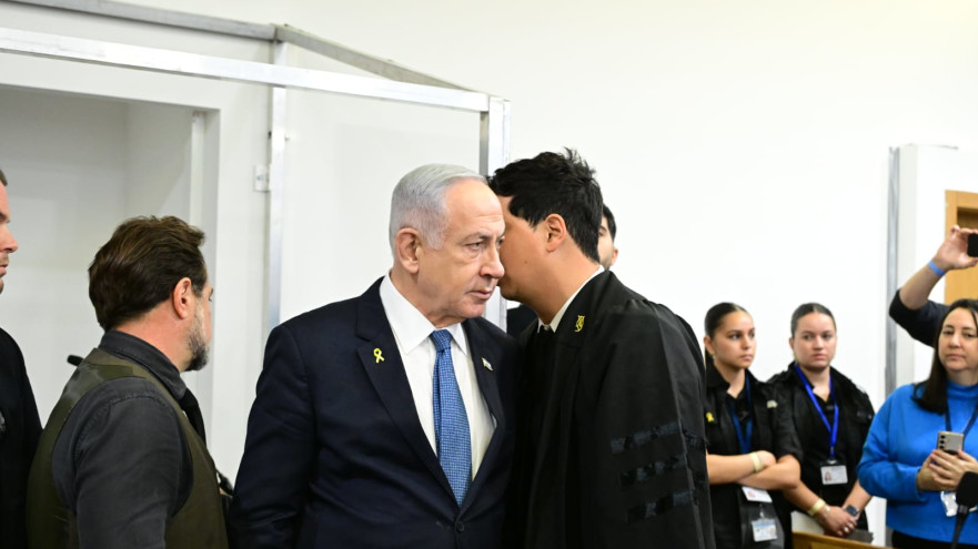 בנימין נתניהו בבית המשפט (צילום: יוסי זליגר)