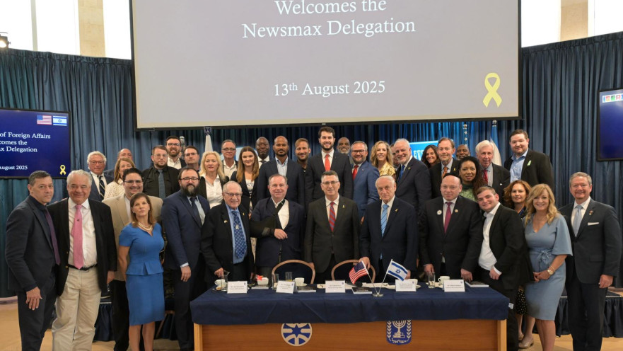 שר החוץ גדעון סער והמשלחת האמריקאית