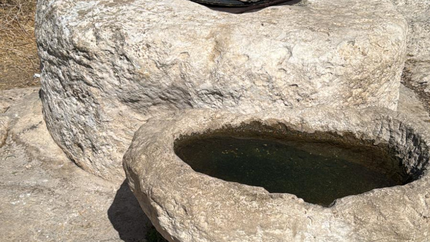 הבור ממנו חולץ הילד בשכונת הר-חומה בירושלים