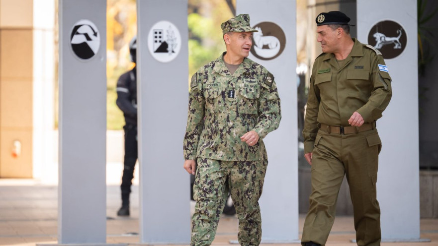 אייל זמיר ובראד קופר