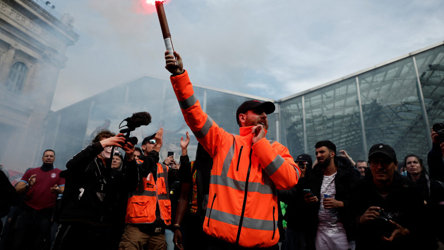 מחאות בפריז